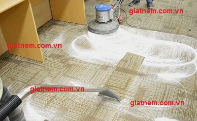 Bao lâu thì bạn nên giặt thảm trải sàn?